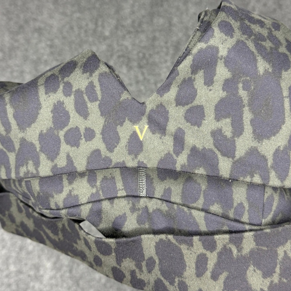 Victoria's Secret Sports Bra Large Green Leopard Print Cutout V-Neck Yoga - Picture 3 of 5